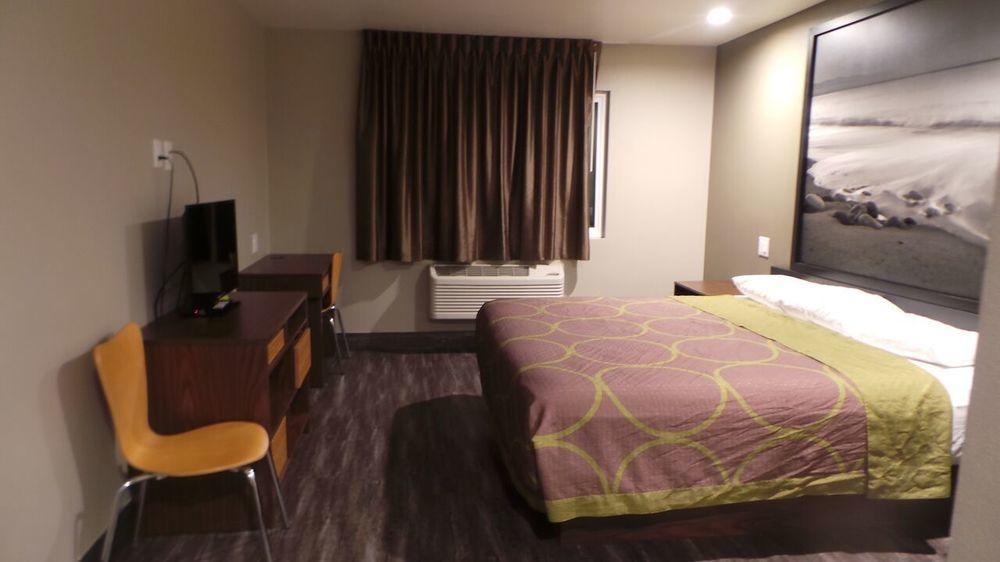 Super 8 By Wyndham San Diego/Imperial Beach Dış mekan fotoğraf