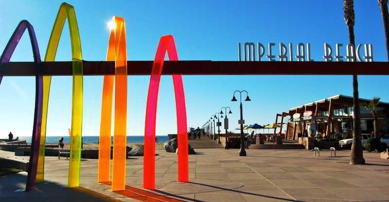 Super 8 By Wyndham San Diego/Imperial Beach Dış mekan fotoğraf